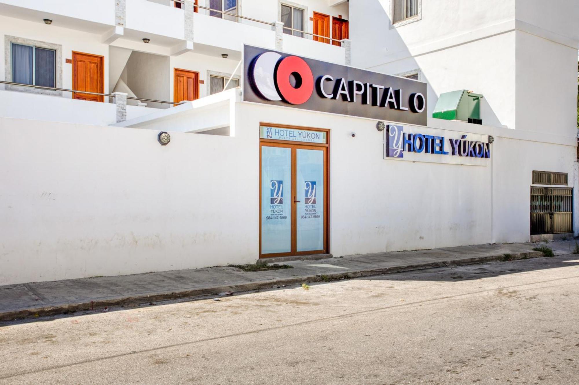 Capital O Hotel Yukon Playa del Carmen Exterior photo